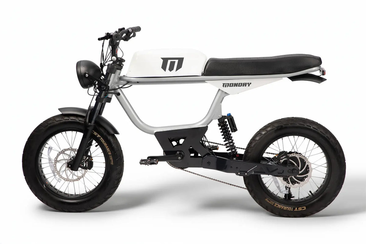 Anza V4 in White, side profile left